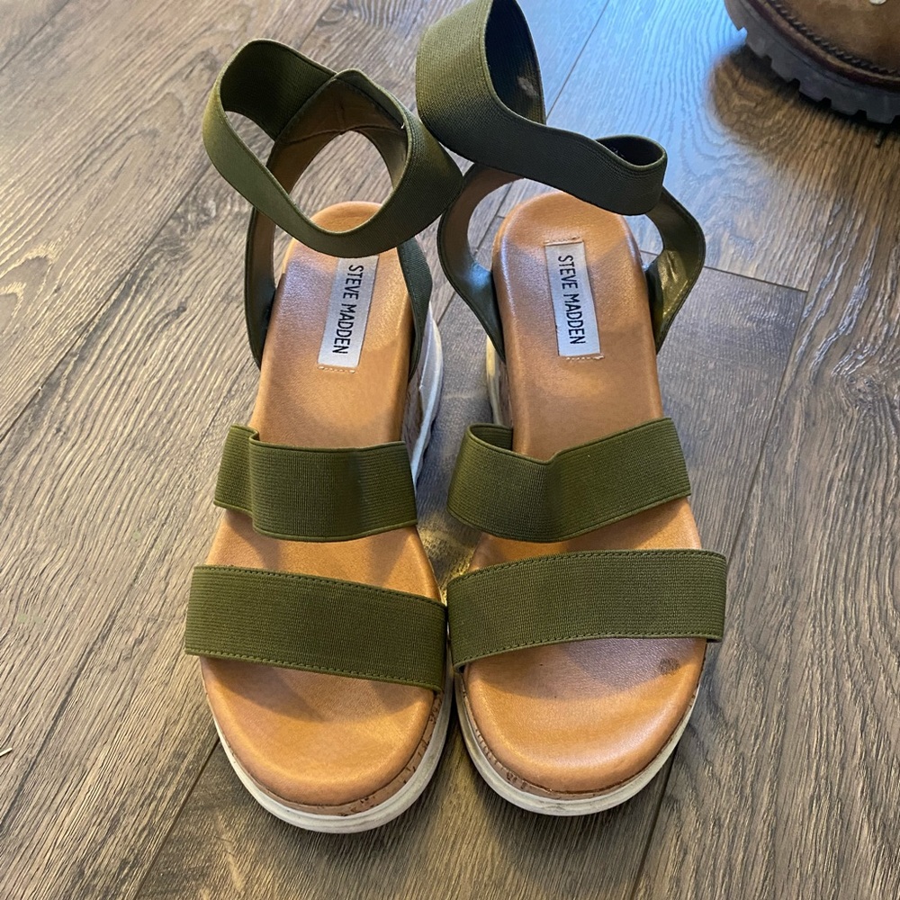 Steve Madden Platform Sandals